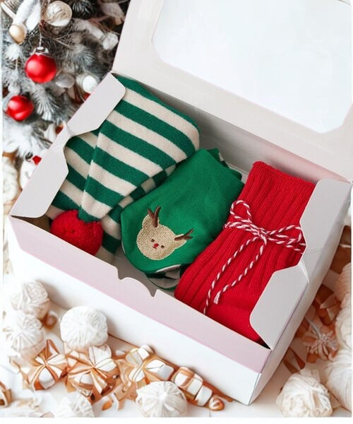 エルフ 4点セット（スタイ／帽子／靴下2足）