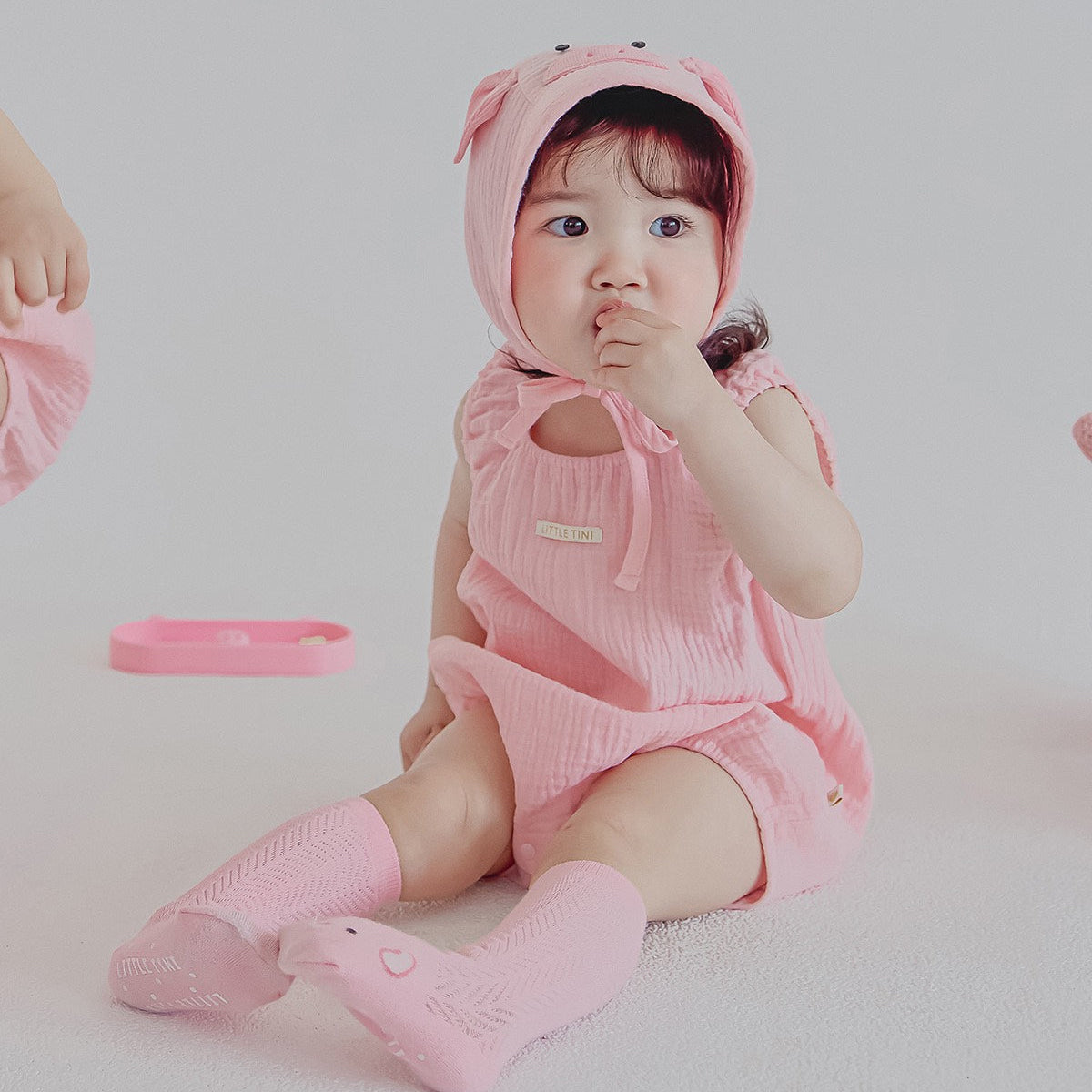 メルティングピッグ ロンパース / MELTING PIG ROMPER