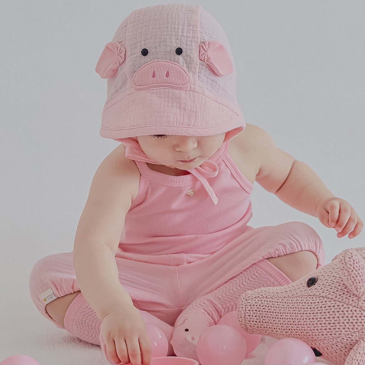 メルティングピッグ バケットハットMELTING PIG BUCKET HAT