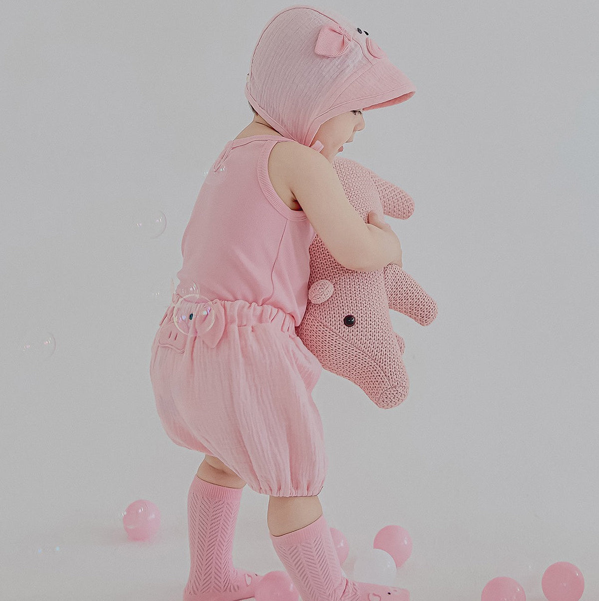 メルティングピッグ バケットハットMELTING PIG BUCKET HAT