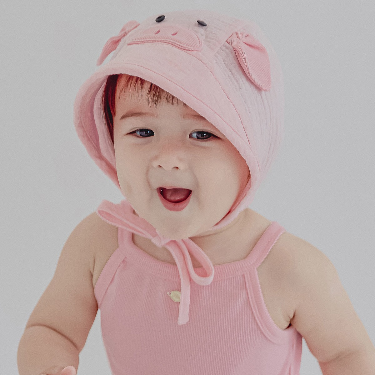 メルティングピッグ バケットハットMELTING PIG BUCKET HAT