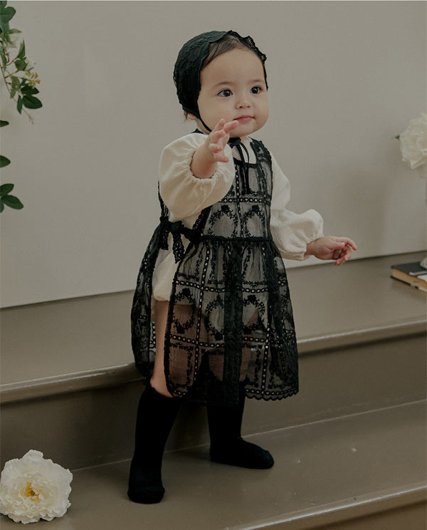 セラフィンエプロンワンピース