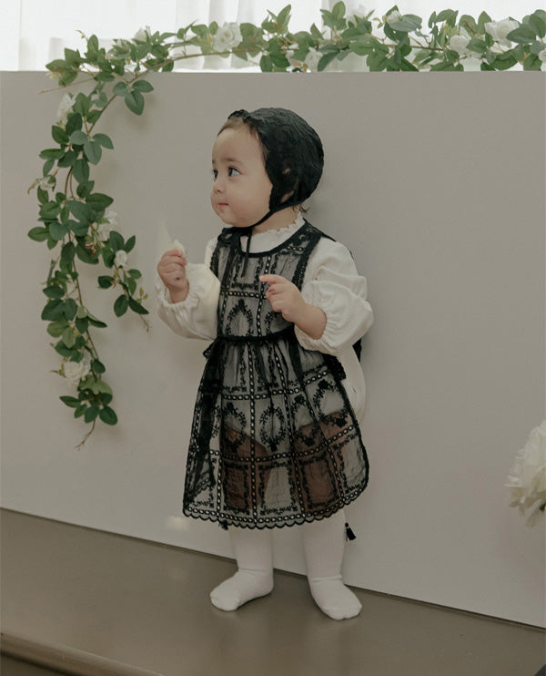 セラフィンエプロンワンピース