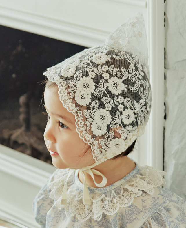 べルサイユボンネットハット