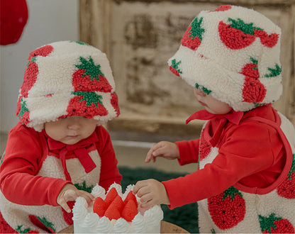 スウィートベリー イヤーマフ付きバケットハットSweet Berry Earmuffs Bucket Hat