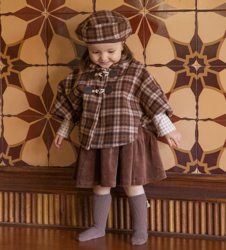 タッセルニーソックス